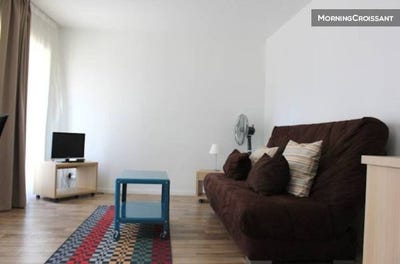 /international/fr/avignon-provence-alpes-cote-d-azur-310109233025/