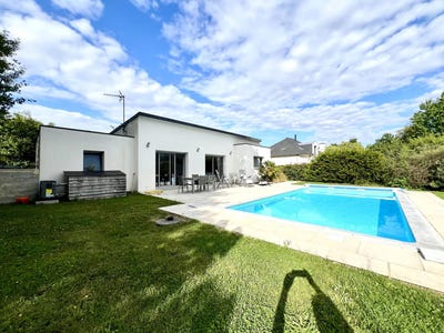 /international/fr/surzur-brittany-310100386681/