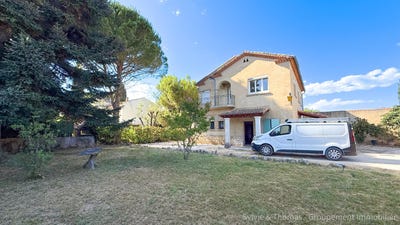 /international/fr/tresques-languedoc-roussillon-310101288453/
