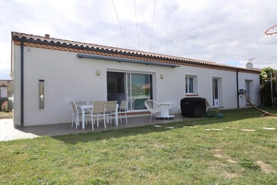 /international/fr/la-tour-du-crieu-midi-pyrenees-310109019641/