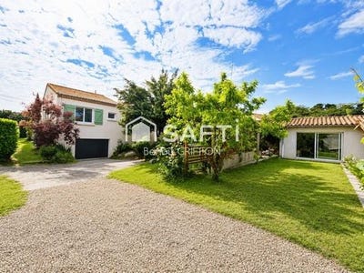 /international/fr/clisson-pays-de-la-loire-310107977238/