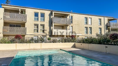 /international/fr/uzes-aquitaine-310108047728/