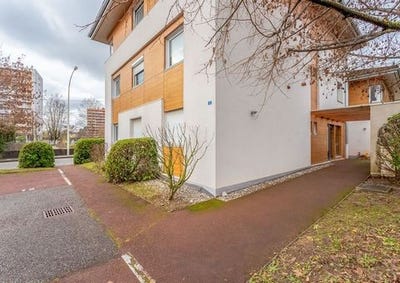 /international/fr/annecy-rhone-310099003407/