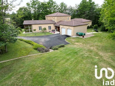 /international/fr/marcillac-saint-quentin-aquitaine-310102239432/