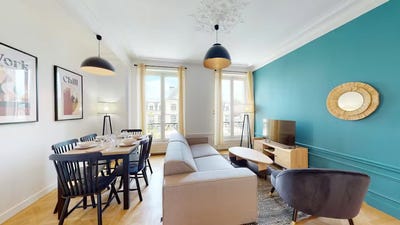 /international/fr/avenue-leon-gourdault-choisy-le-roi-ile-de-france-310108670441/
