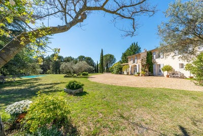/international/fr/cucuron-hh-15326647-cucuron-provence-alpes-cote-d-azur-310100958661/?lang=zh-cn