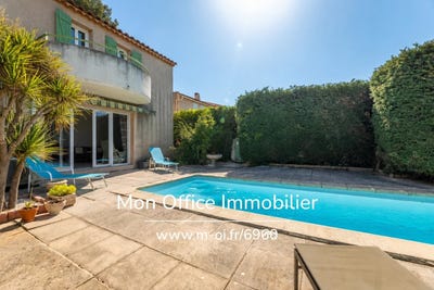 /international/fr/aix-en-provence-provence-alpes-cote-d-azur-310110424910/