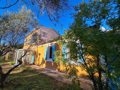 /international/fr/anduze-languedoc-roussillon-310100650287/?lang=de