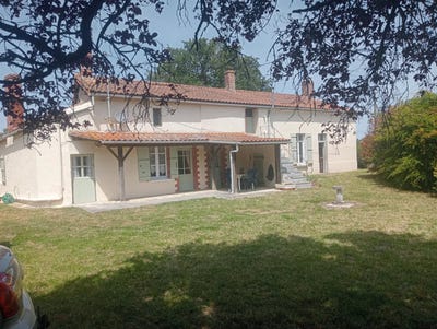 /international/fr/cersay-charente-310108929528/
