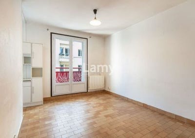 /international/fr/grenoble-rhone-310099146666/