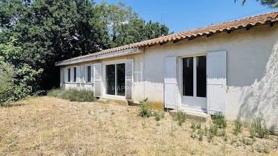 /international/fr/saint-martin-de-crau-provence-alpes-cote-d-azur-310100438106/