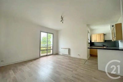 /international/fr/saint-ave-brittany-310107774445/