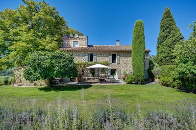 /international/fr/trets-hh-15825959-trets-provence-alpes-cote-d-azur-310100958516/