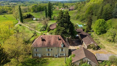/international/fr/cazals-midi-pyrenees-310108732816/