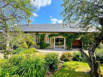 /international/fr/ouroux-en-morvan-burgundy-310100915187/