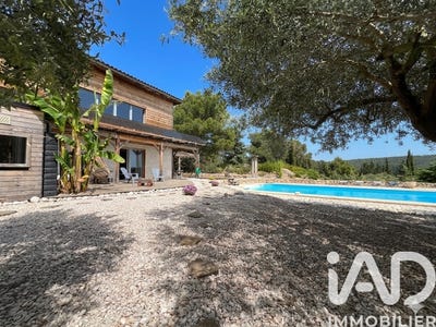 /international/fr/bize-minervois-languedoc-roussillon-310108044976/