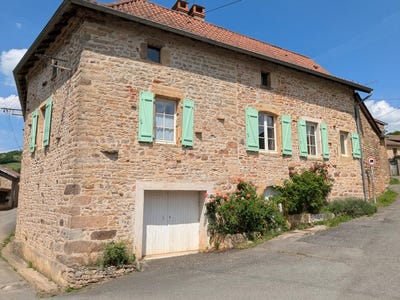 /international/fr/berze-la-ville-burgundy-310098975224/