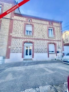 /international/fr/le-chambon-feugerolles-rhone-310108162822/