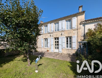 /international/fr/louzac-saint-andre-charente-310107578578/