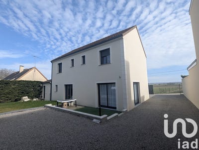 /international/fr/galluis-ile-de-france-310098471128/
