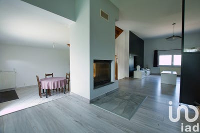 /international/fr/donges-pays-de-la-loire-310100227828/