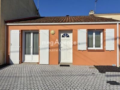/international/fr/les-sables-d-olonne-pays-de-la-loire-310109021020/