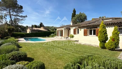 /international/fr/tourrettes-sur-loup-provence-alpes-cote-d-azur-310100989983/?lang=zh-cn