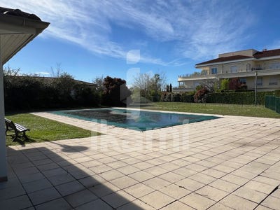 /international/fr/charbonnieres-les-bains-rhone-310097539200/