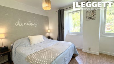 /international/fr/axat-languedoc-roussillon-310108483987/