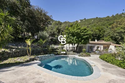 /international/fr/tourrettes-sur-loup-provence-alpes-cote-d-azur-310101284798/?lang=fr