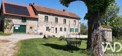 /international/fr/saint-priest-des-champs-auvergne-310105719341/