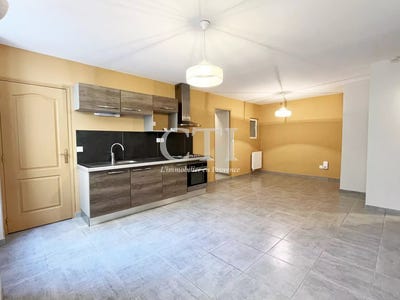 /international/fr/vaison-la-romaine-provence-alpes-cote-d-azur-310100828724/