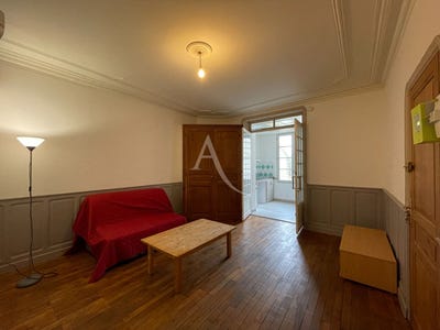 /international/fr/fontenay-le-comte-pays-de-la-loire-310105374689/