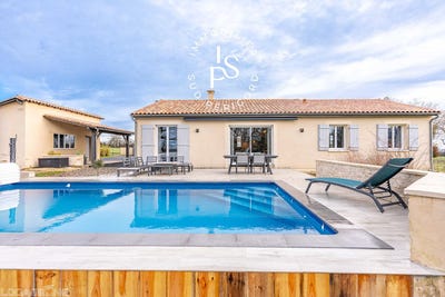 /international/fr/castillonnes-aquitaine-310104397527/