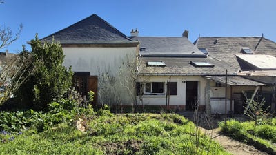 /international/fr/saint-georges-du-bois-pays-de-la-loire-310106793378/