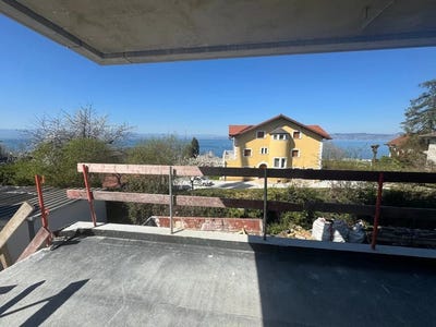 /international/fr/evian-les-bains-rhone-120096313093/