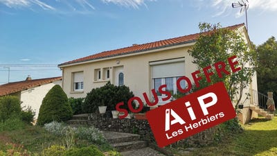 /international/fr/les-epesses-pays-de-la-loire-310099617109/