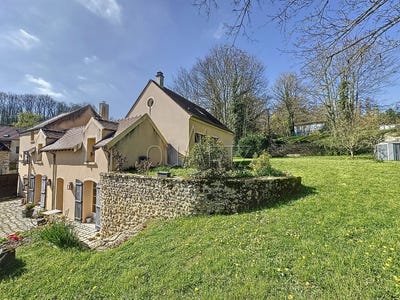/international/fr/fremainville-ile-de-france-310098923569/