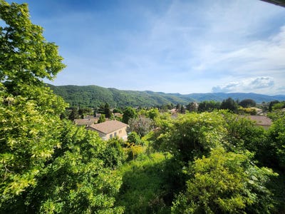 /international/fr/saint-laurent-du-pape-rhone-310100113717/