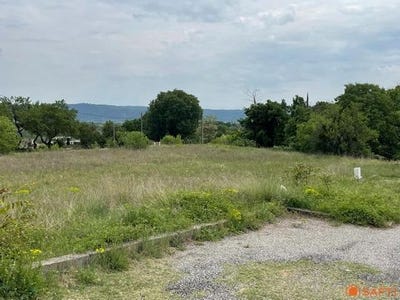 /international/fr/la-brillanne-provence-alpes-cote-d-azur-310108374568/