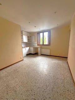 /international/fr/36-rue-de-noiseau-ormesson-sur-marne-ile-de-france-310105518990/