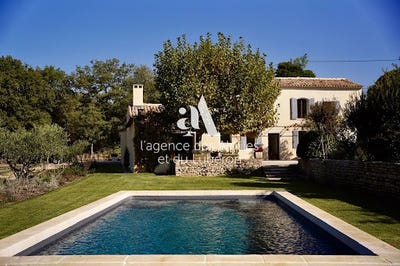 /international/fr/oppede-provence-alpes-cote-d-azur-310108618729/
