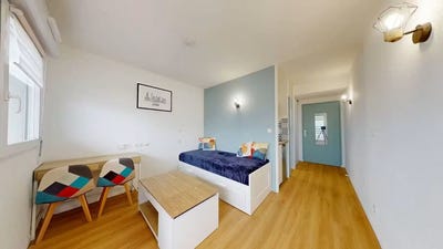 /international/fr/avenue-general-de-gaulle-bron-rhone-310108456392/