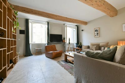 /international/fr/uzes-aquitaine-310103140627/
