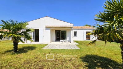 /international/fr/saint-sulpice-de-royan-charente-310105244422/