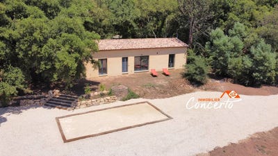 /international/fr/roquebrune-sur-argens-provence-alpes-cote-d-azur-310100603226/