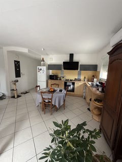 /international/fr/saint-esteve-languedoc-roussillon-310106243245/