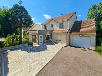 /international/fr/egly-ile-de-france-310108940123/
