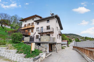 /international/fr/les-allues-meribel-rhone-310108838016/?lang=de