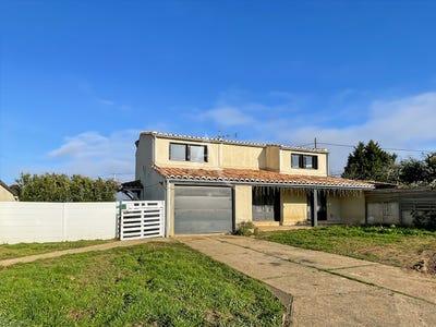 /international/fr/montayral-aquitaine-310104476083/